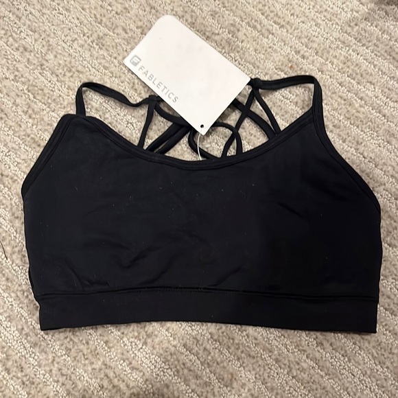 Fabletics Intimates & Sleepwear Fabletics Dash Sports Bra Poshmark